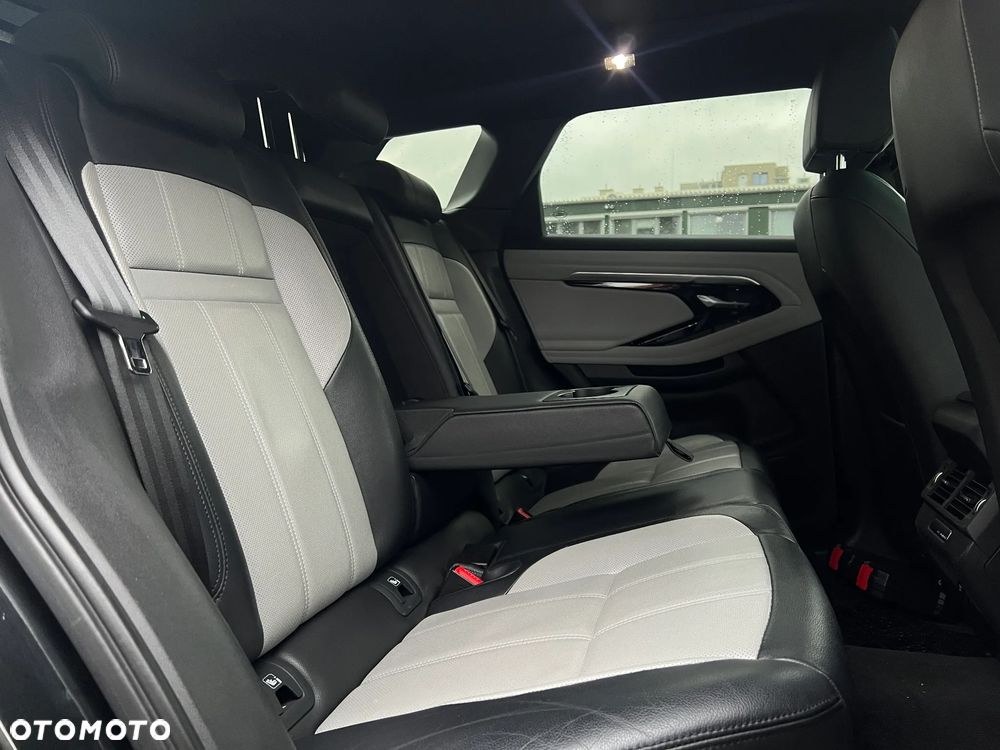 Land Rover Range Rover Evoque - 23