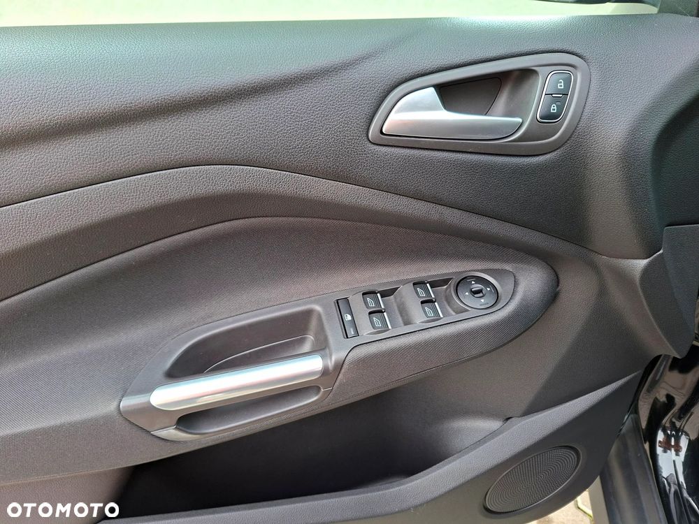 Ford C-MAX 1.6 Ti-VCT SYNC Edition - 33