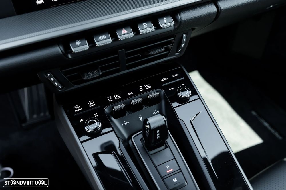 Porsche 911 (992) Carrera - 33