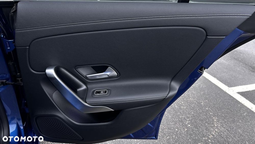 Mercedes-Benz CLA 200 Progressive 7G-DCT - 27