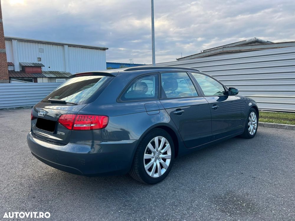 Audi A4 - 4