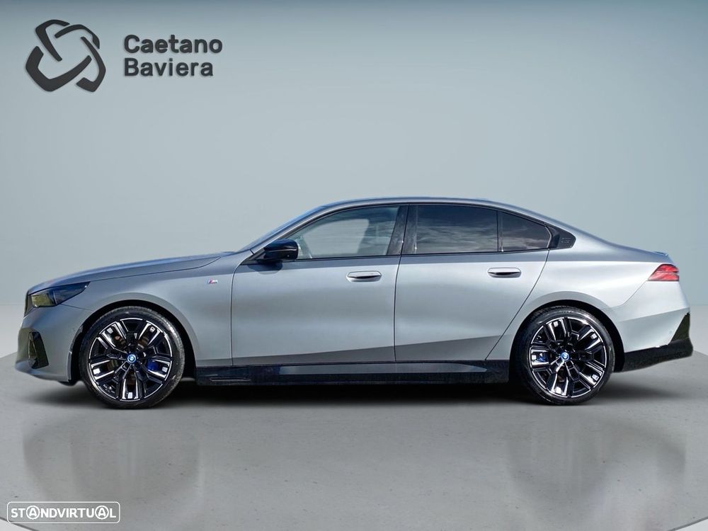 BMW i5 M60 xDrive Pack Desportivo M Pro - 33