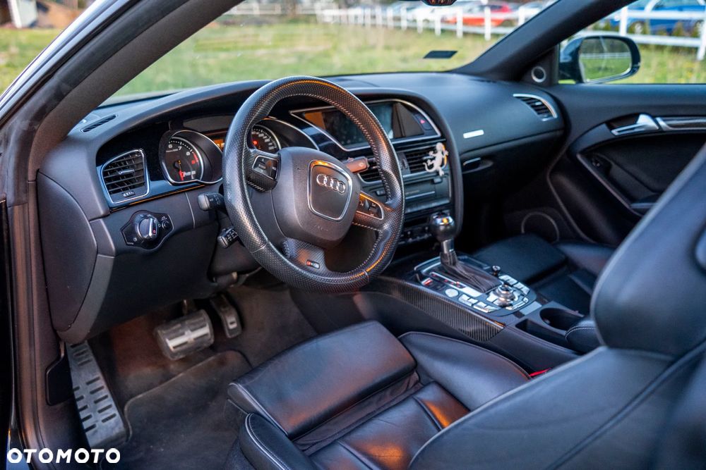 Audi RS5 Coupé Standard - 19