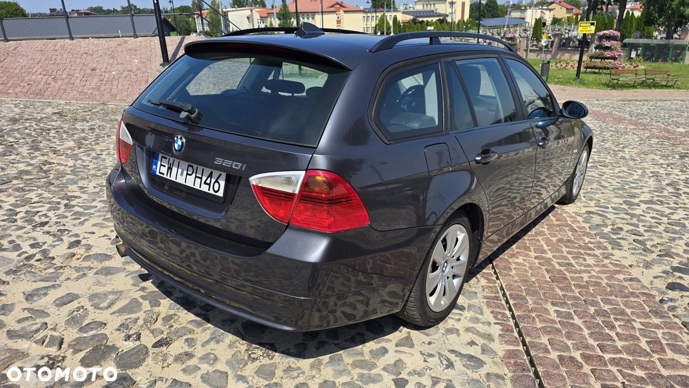 BMW Seria 3 - 19