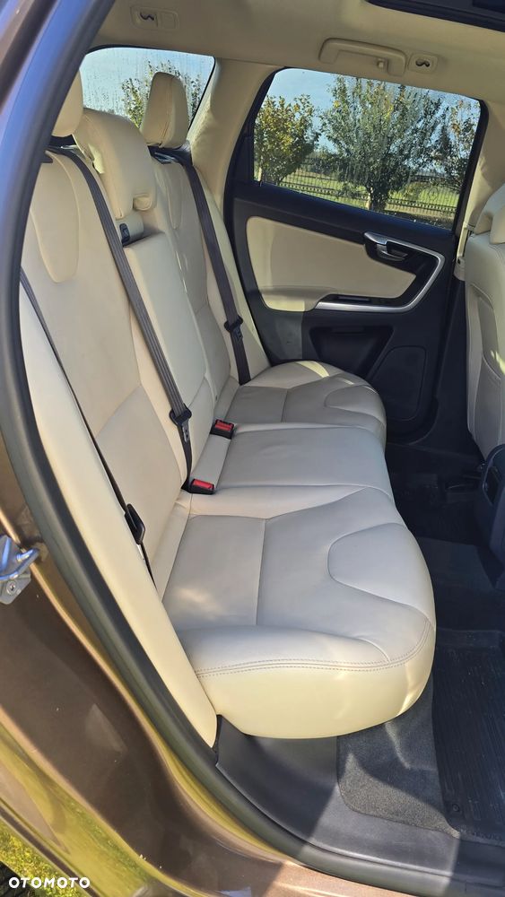 Volvo XC 60 - 14