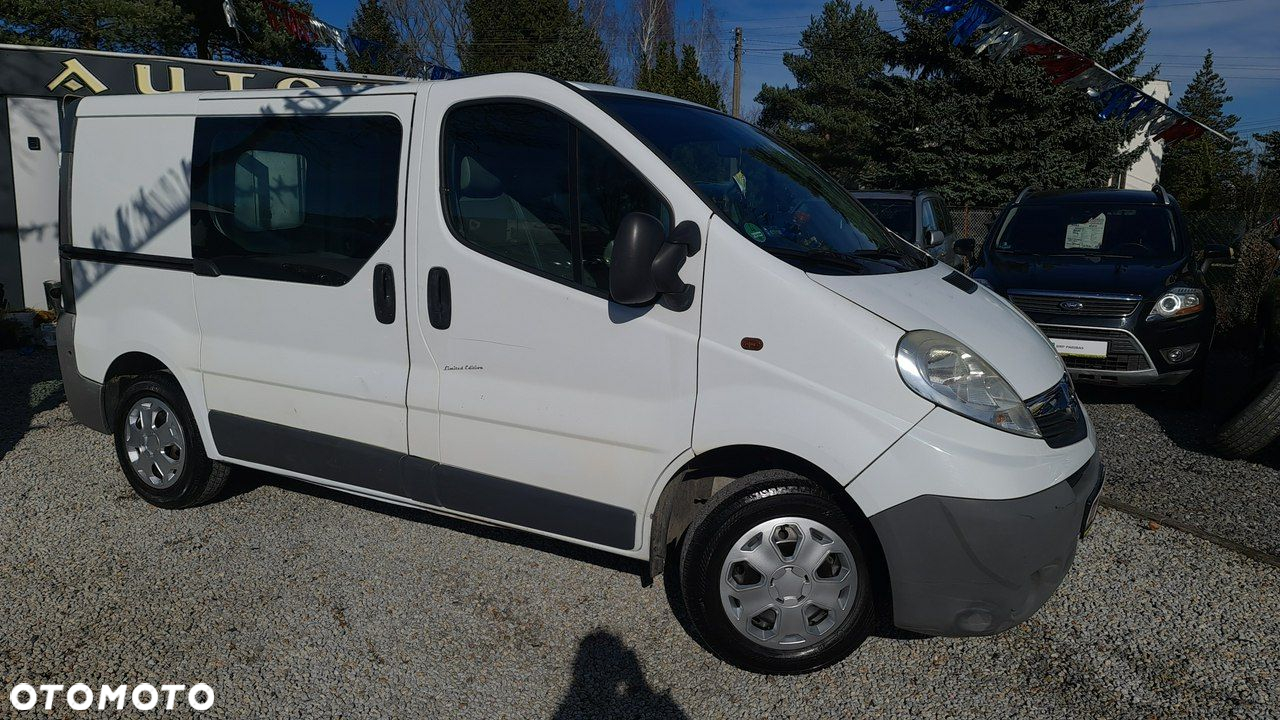 Opel Vivaro - 8