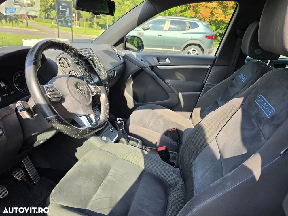 Volkswagen Tiguan - 9