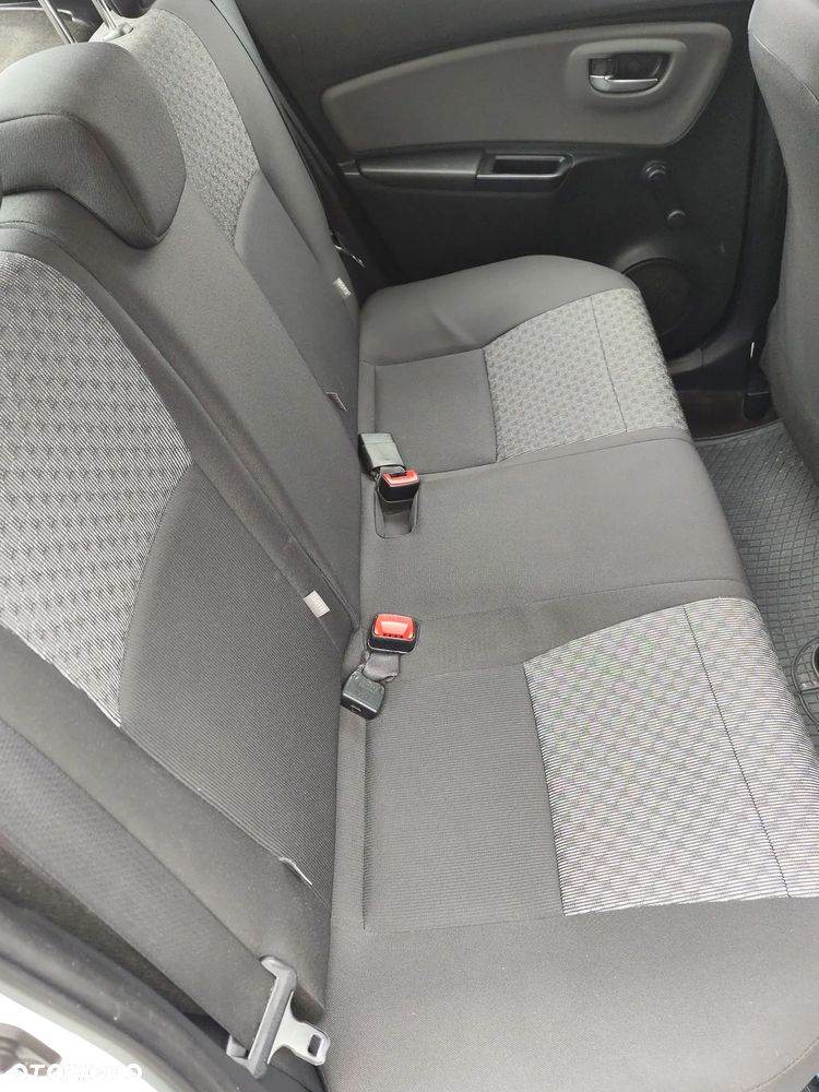 Toyota Yaris 1.0 Life - 26