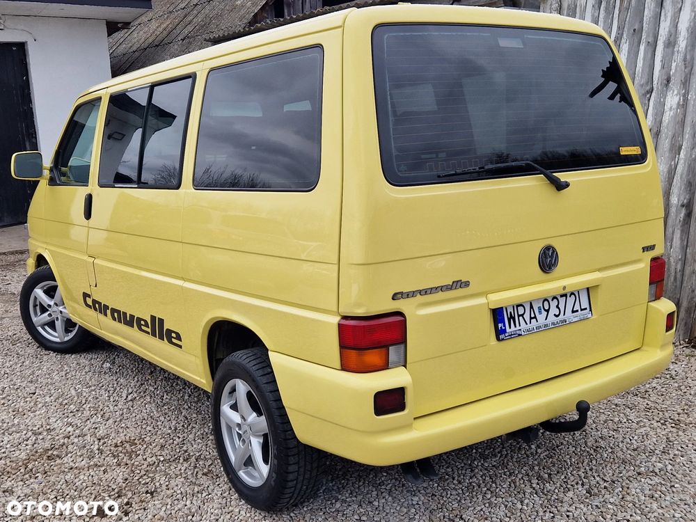 Volkswagen Caravelle - 7