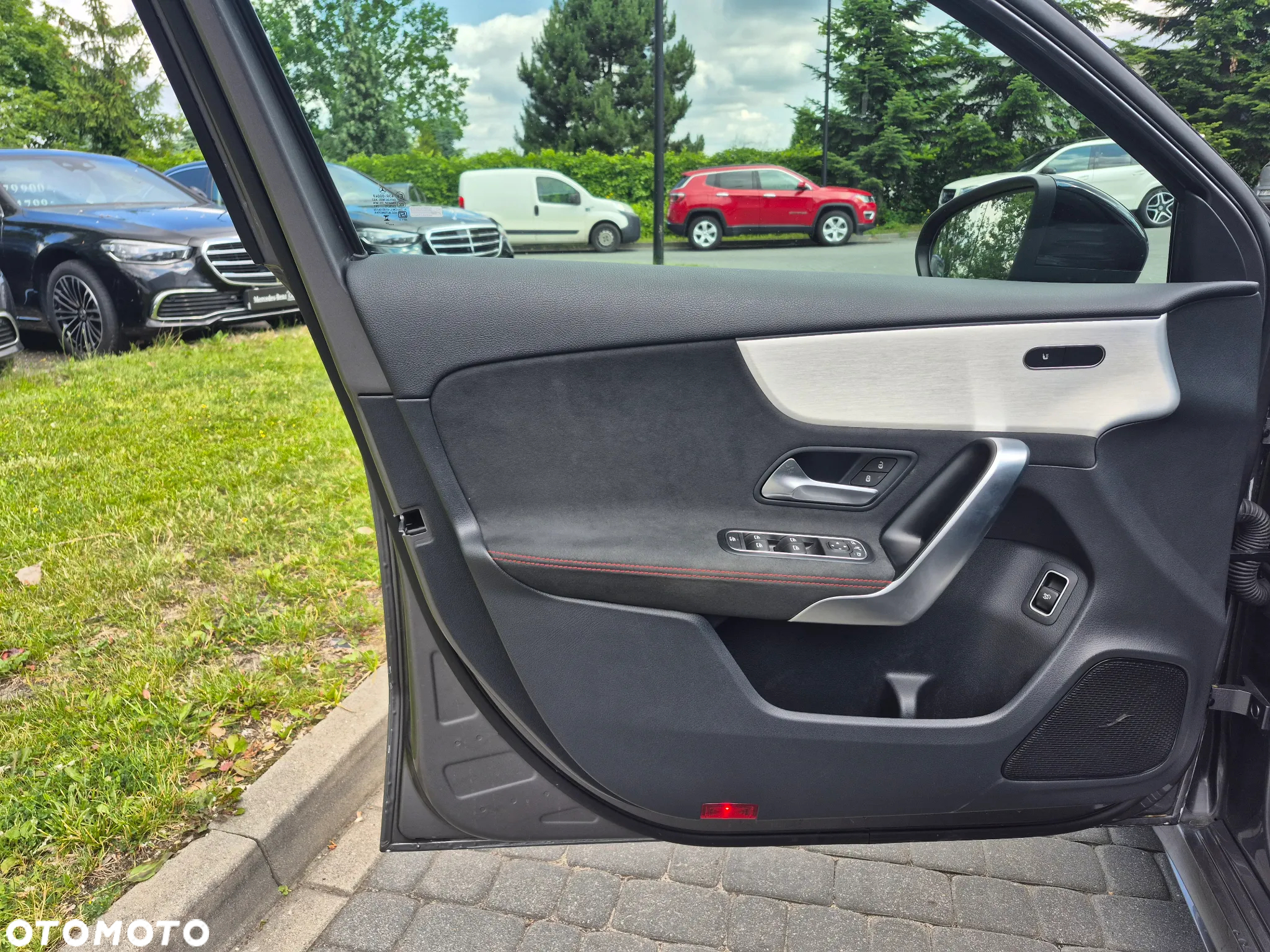 Mercedes-Benz Klasa A 200 AMG Line 7G-DCT - 16