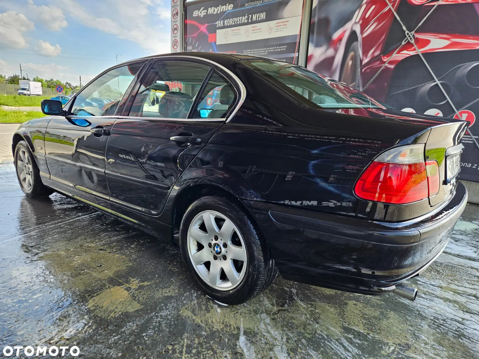 BMW Seria 3 318i - 5