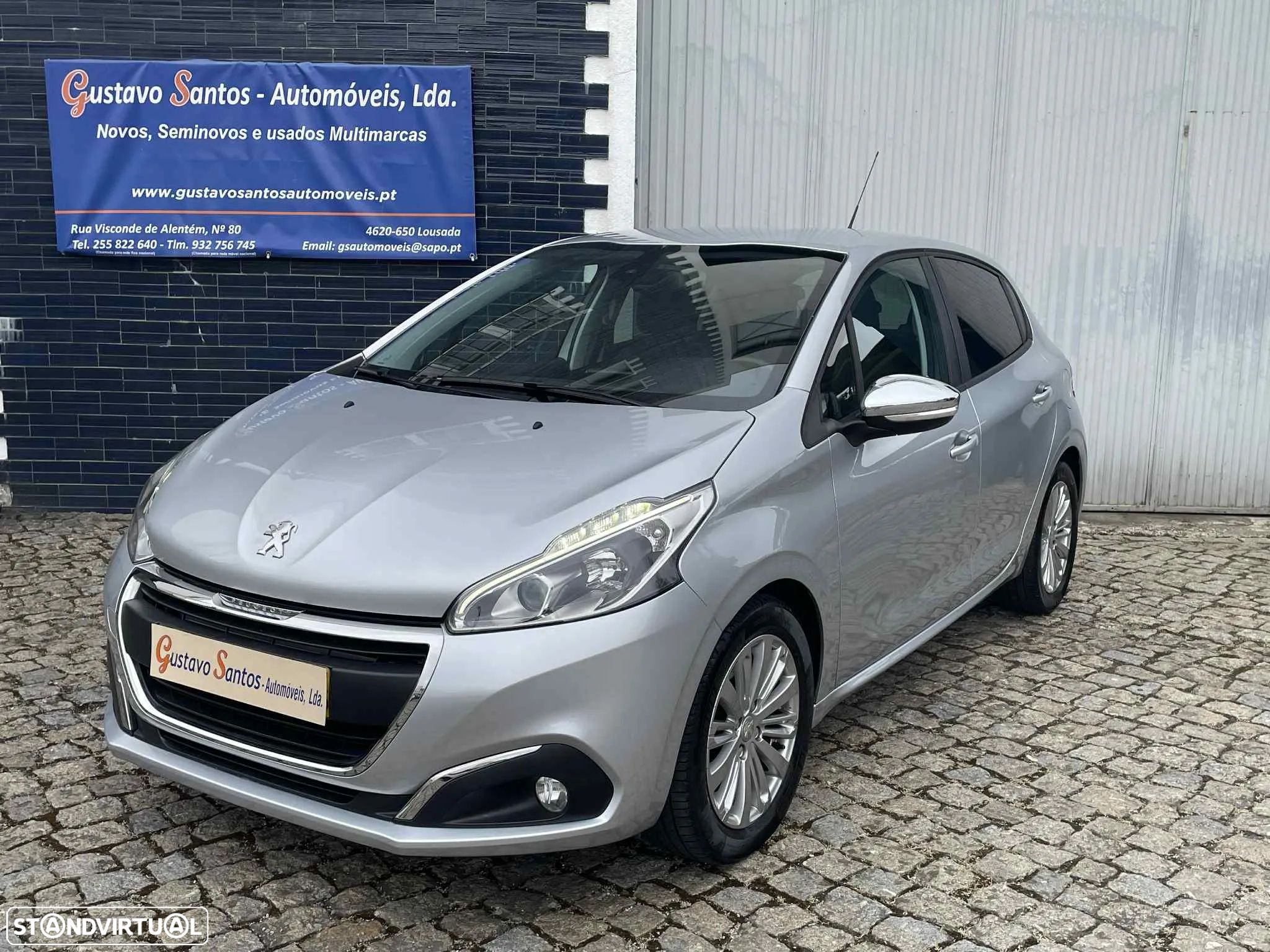 Peugeot 208 1.2 PureTech Style - 1