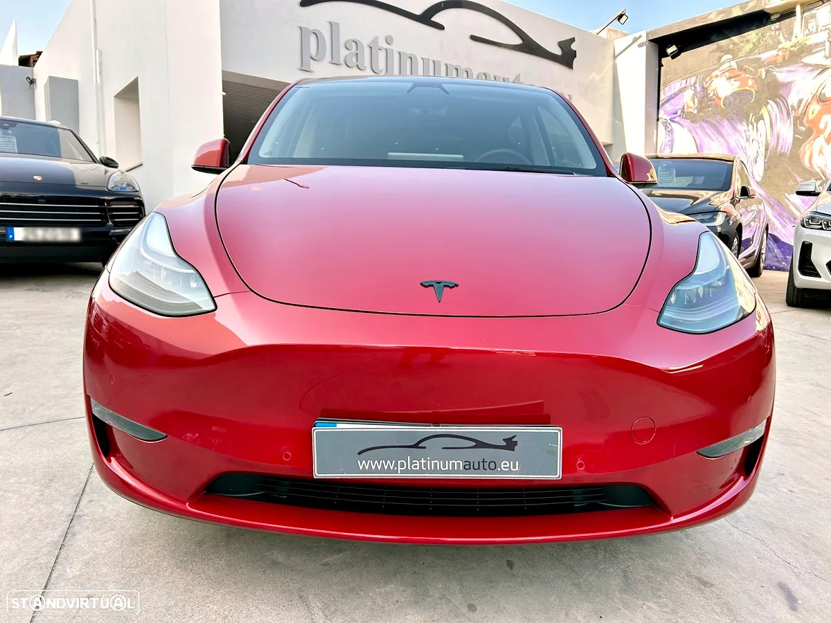 Tesla Model Y Long Range Dual Motor AWD - 8