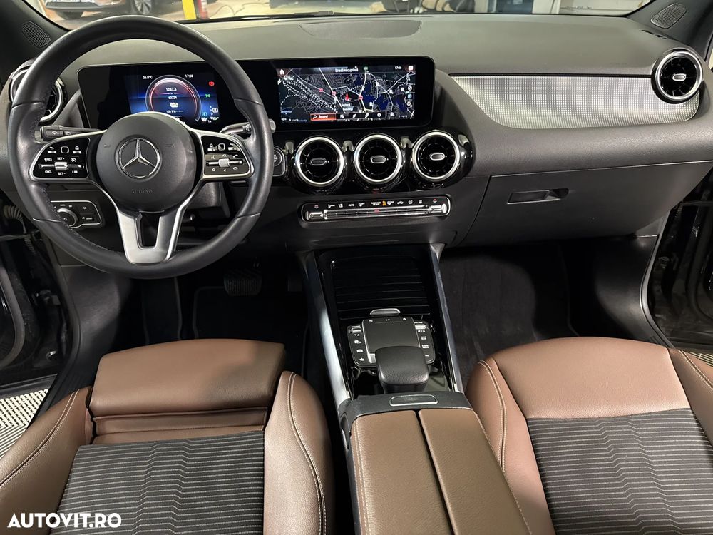 Mercedes-Benz GLA - 10