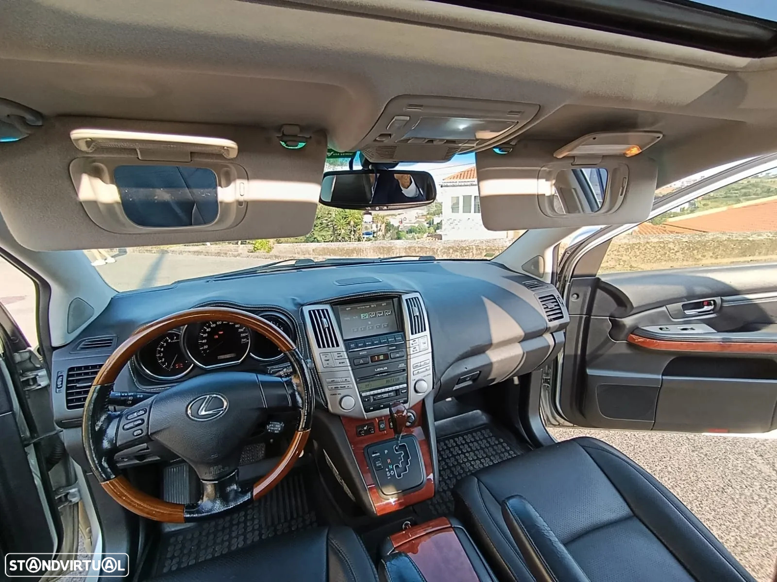 Lexus RX 300 Executive - 31
