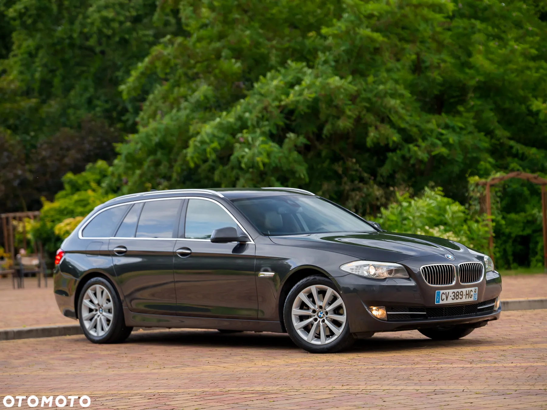 BMW Seria 5 525d Touring Sport-Aut Luxury Line - 4