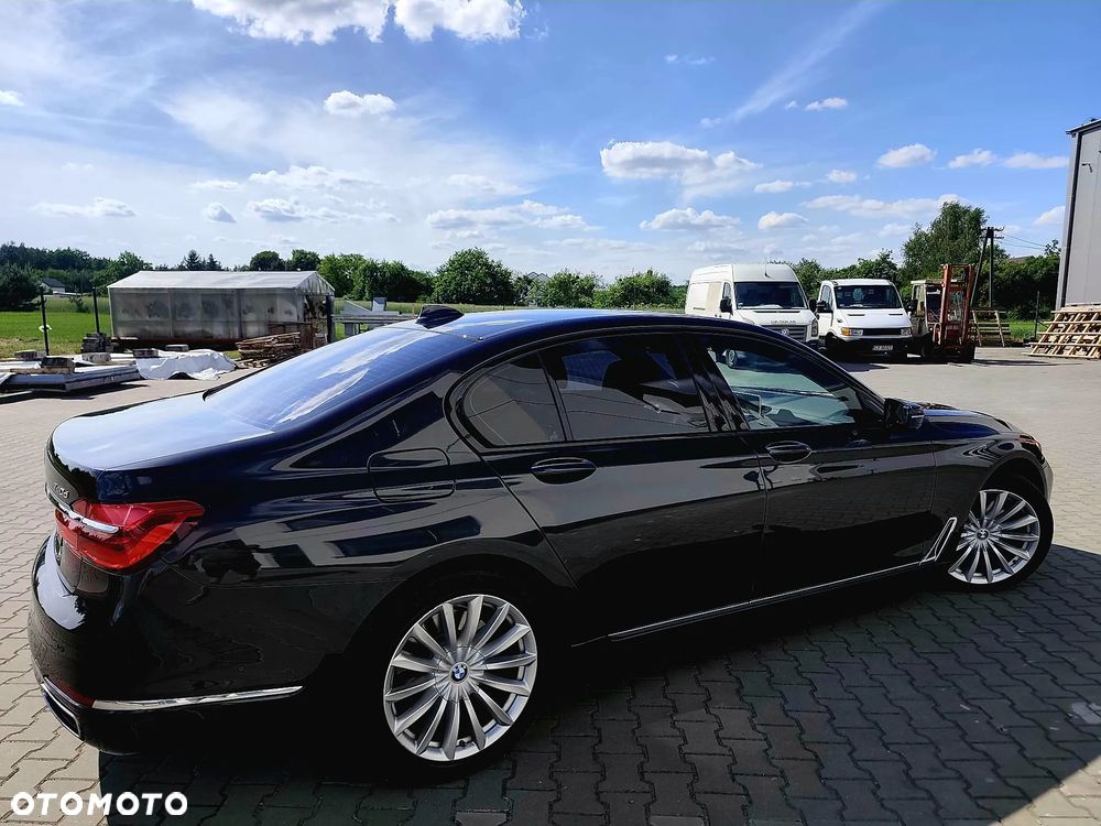 BMW Seria 7 740d xDrive - 2