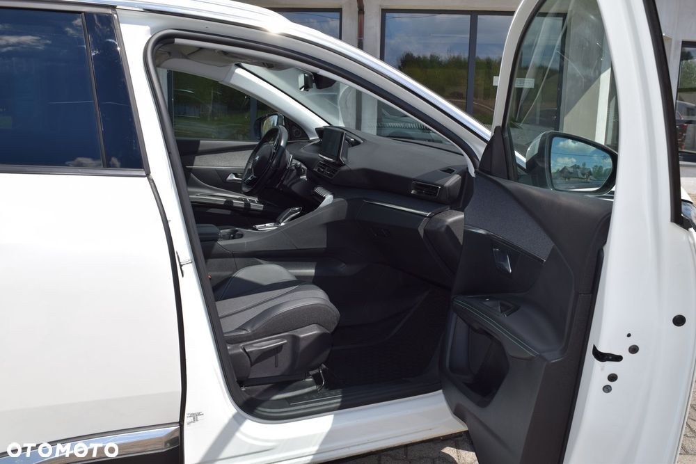 Peugeot 3008 225 e-EAT8 Allure - 20