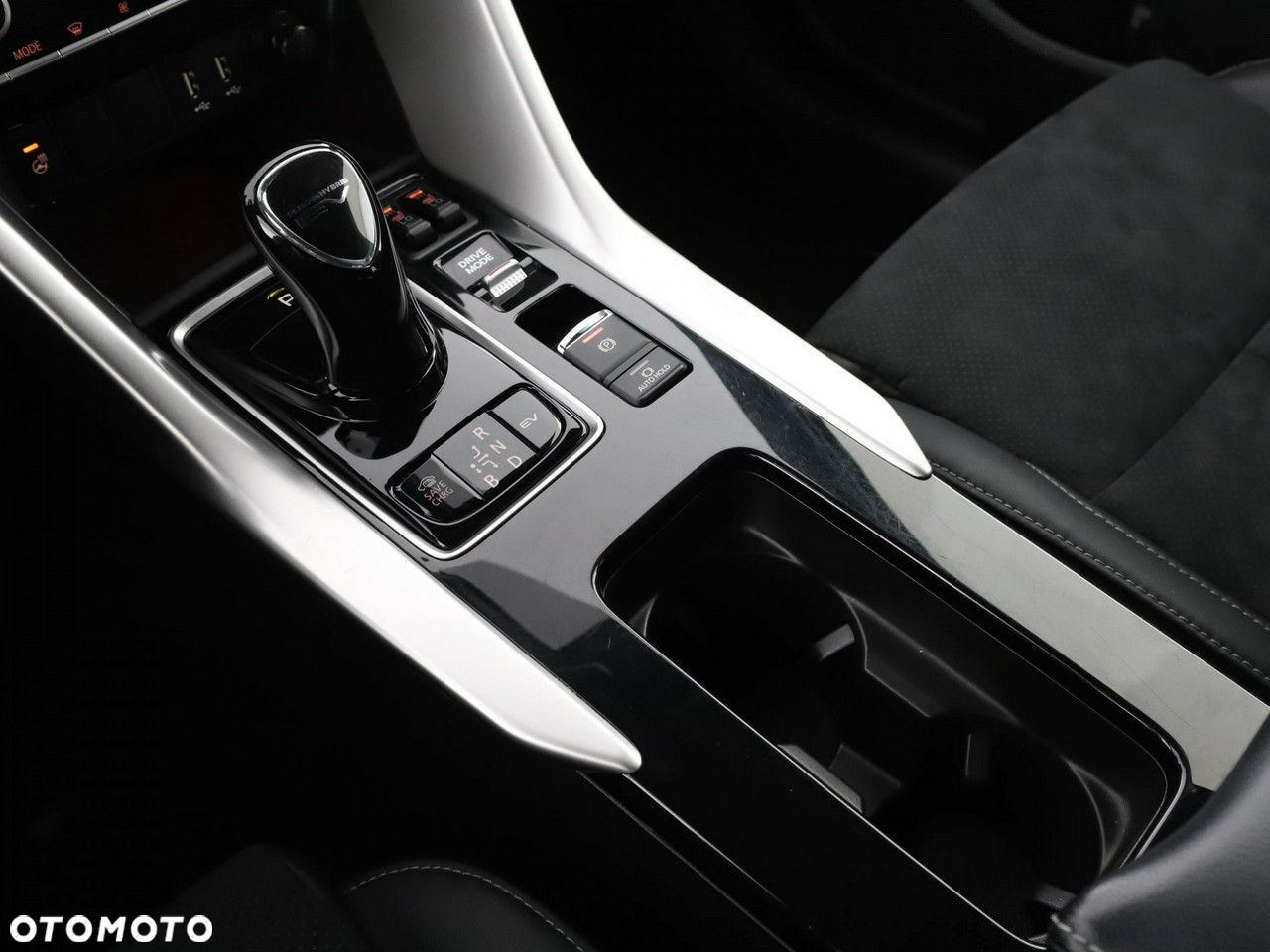 Mitsubishi Eclipse Cross 2.4 PHEV Intense Plus - 29