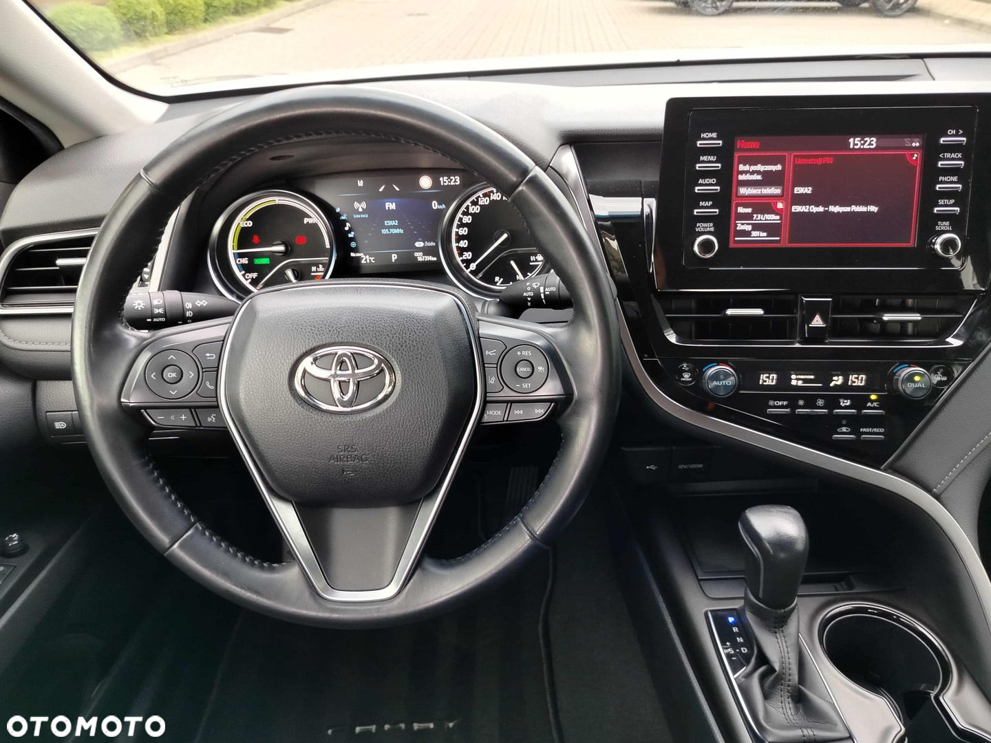 Toyota Camry - 6