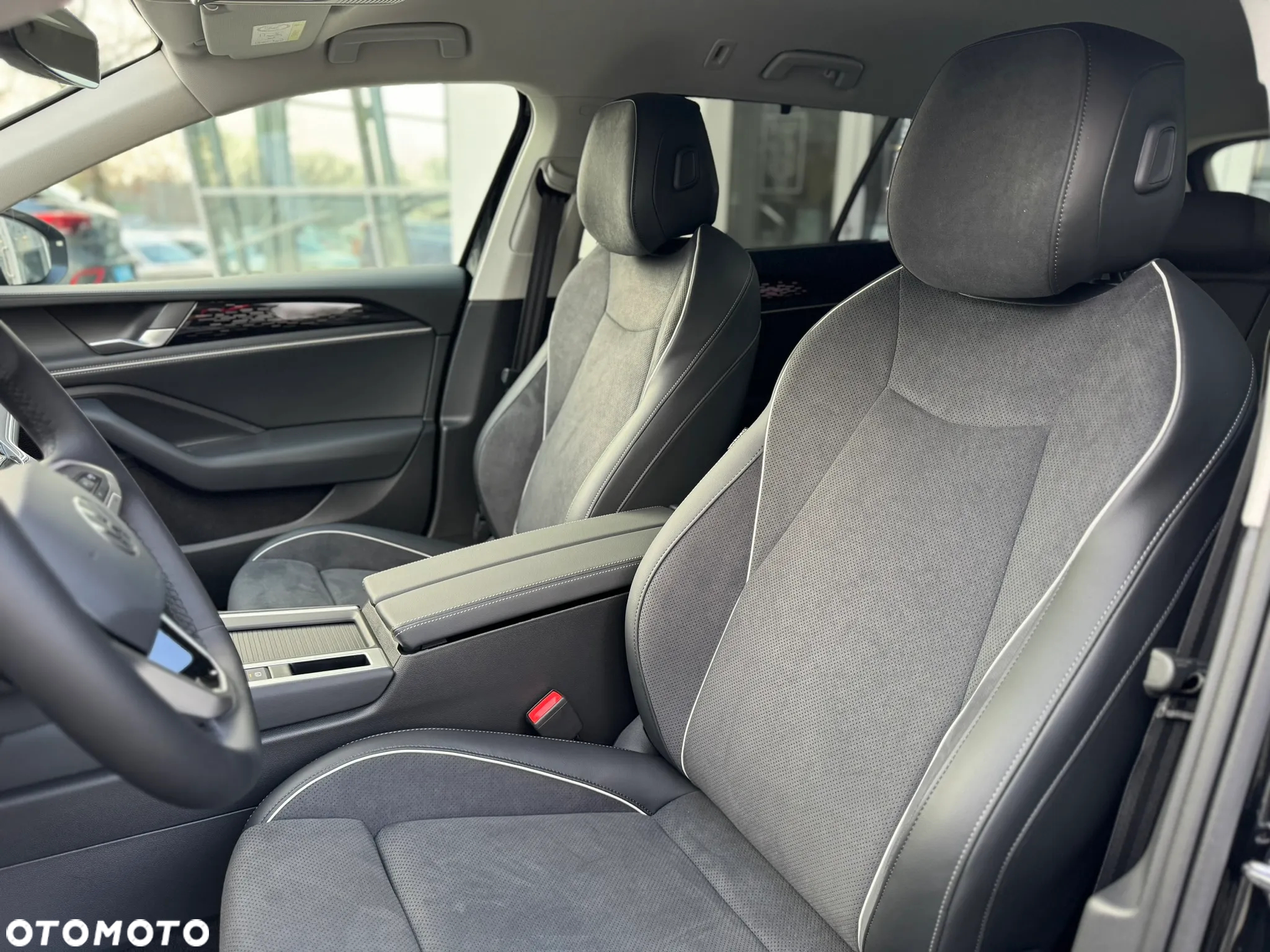 Volkswagen Passat 1.5 TSI EVO Business DSG - 14
