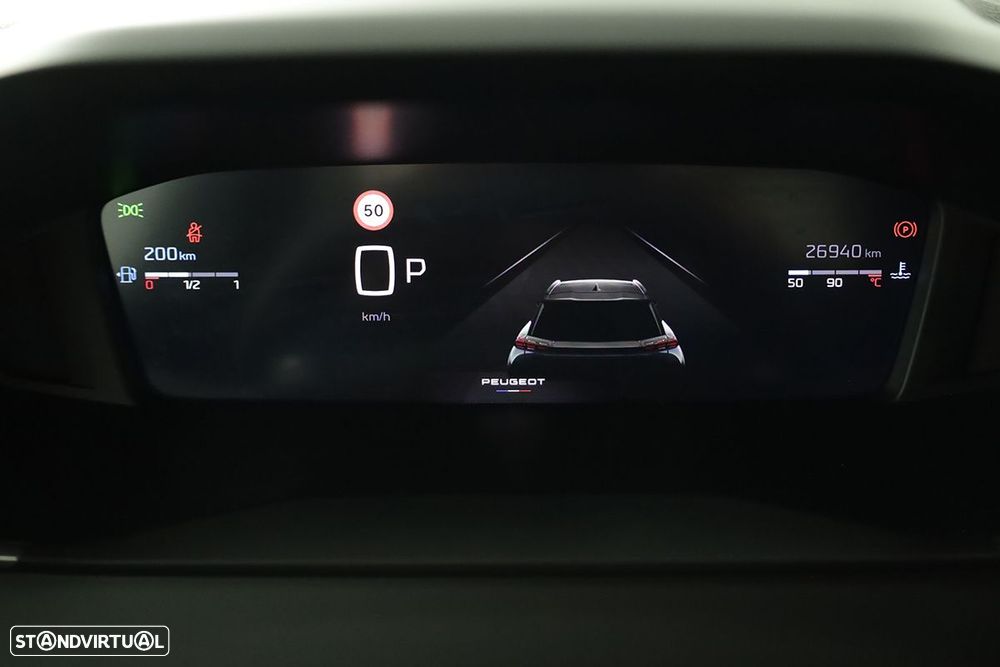 Peugeot 2008 1.2 PureTech Allure EAT8 - 17