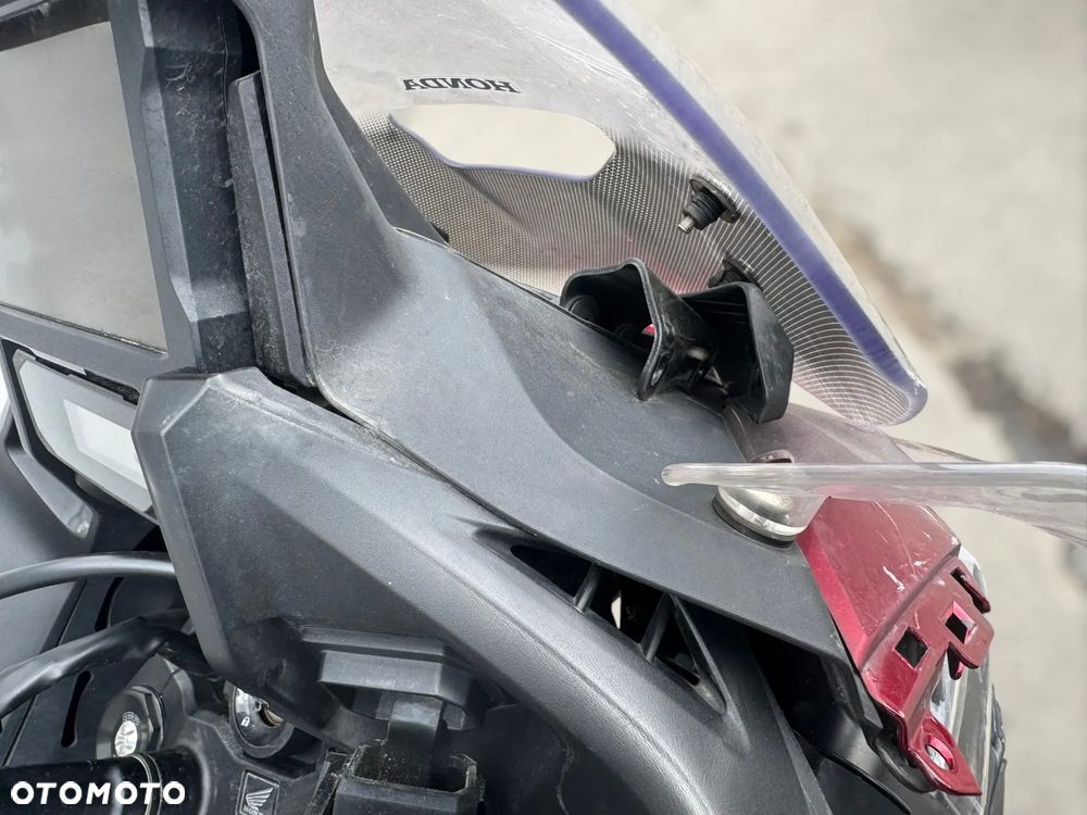 Honda NT - 8