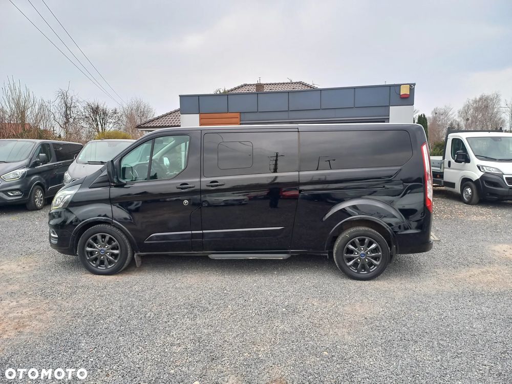 Ford Tourneo Custom - 3