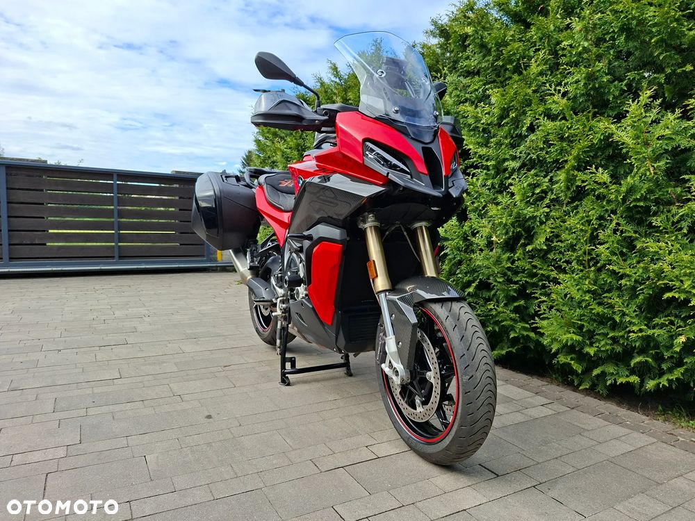 BMW XR - 32