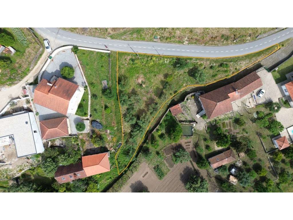 Terreno para Construção 810 m² | Moreira do Lima - Ponte de Lima - Grande imagem: 3/3