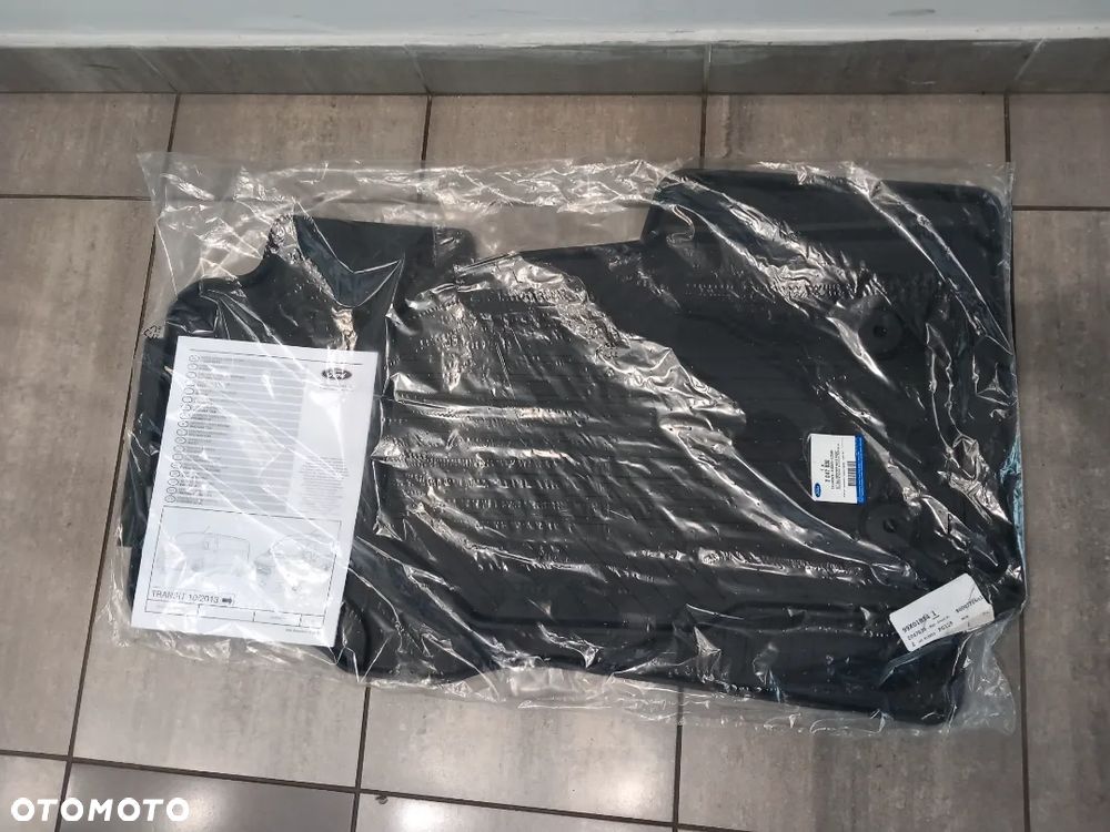 Dywaniki Gumowe przednie Ford Transit 10/2013- 2047030 - 5