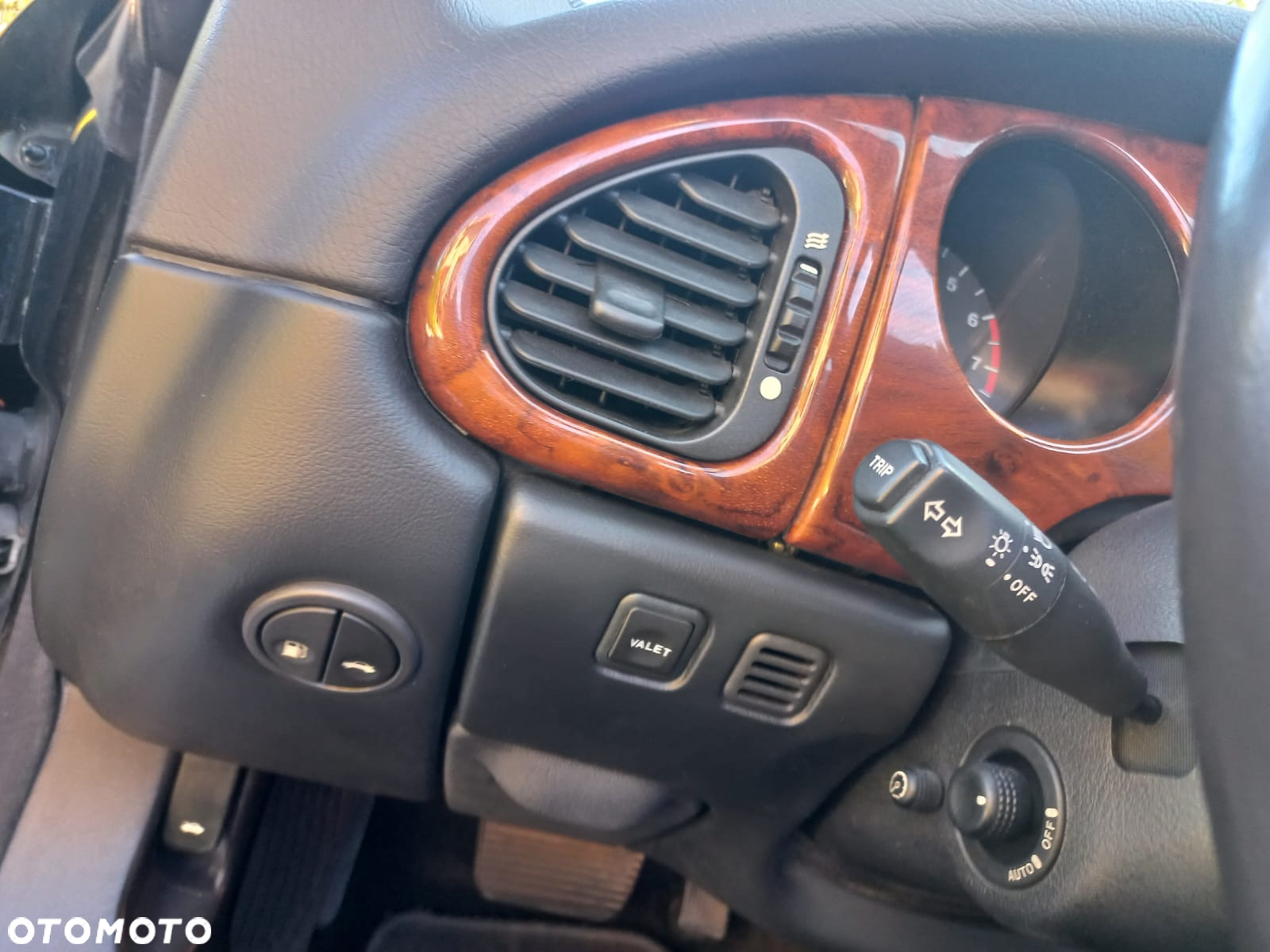 Jaguar XK8 XKR 4.0 - 24