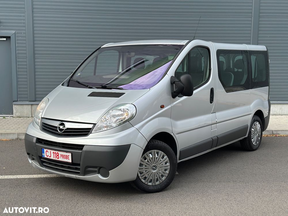 Opel Vivaro - 12