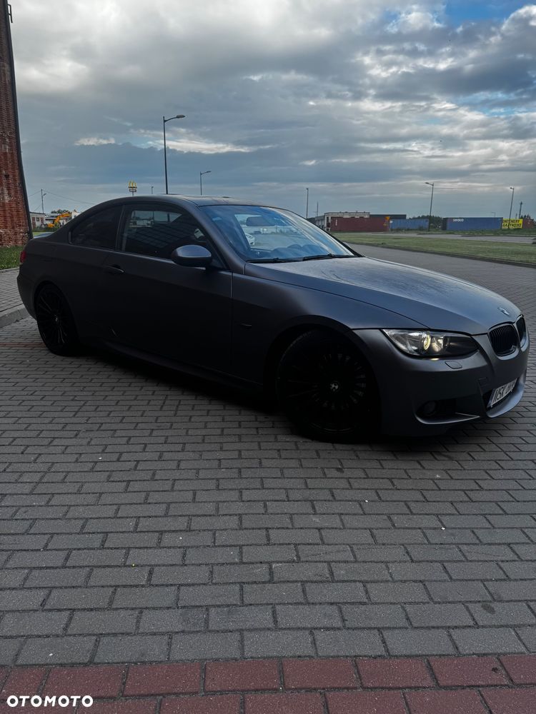 BMW Seria 3 325i - 3