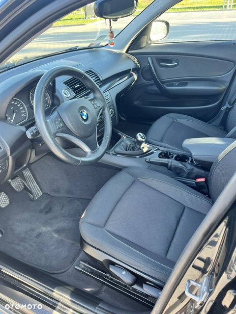 BMW Seria 1 118d - 3