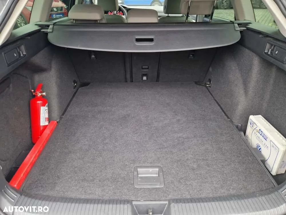 Volkswagen Golf 1.5 TSI ACT Life - 25