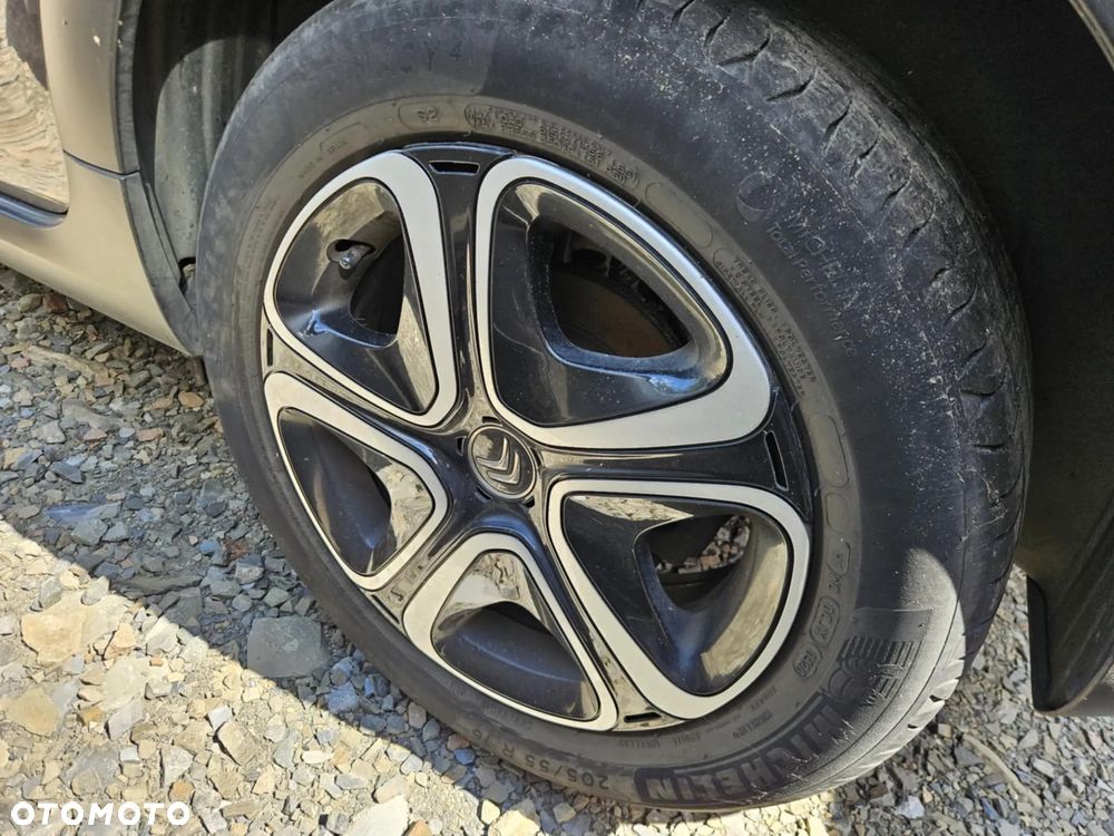 Citroën C3 1.2 PureTech GPF Shine S&S EAT6 - 25