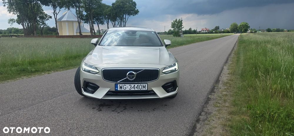 Volvo S90 T5 Momentum - 2