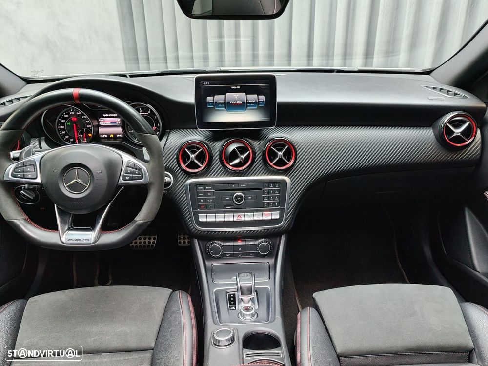 Mercedes-Benz A 45 AMG 4Matic Speedshift 7G-DCT - 11