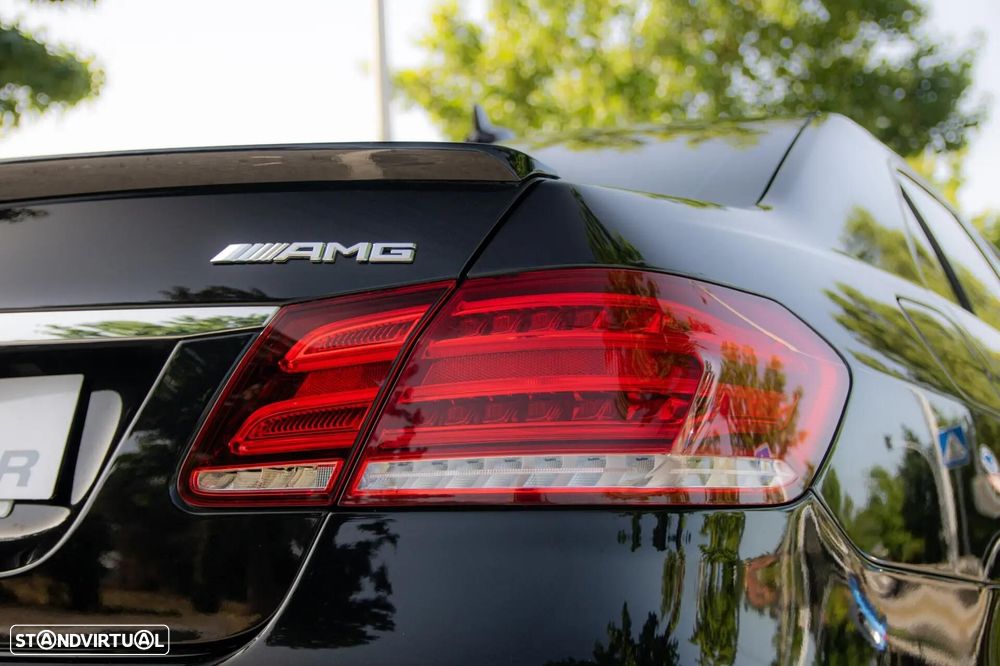 Mercedes-Benz E 220 BlueTEC 9G-TRONIC Avantgarde - 43
