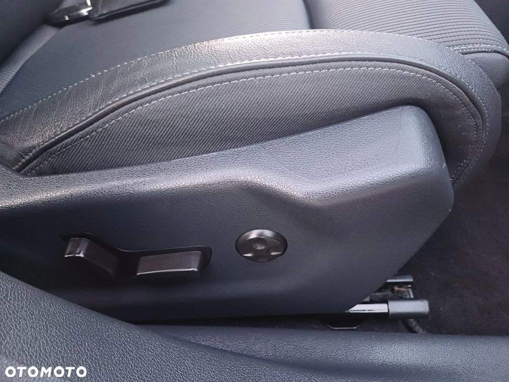Peugeot 508 BlueHDi 150 Stop&Start Style - 23