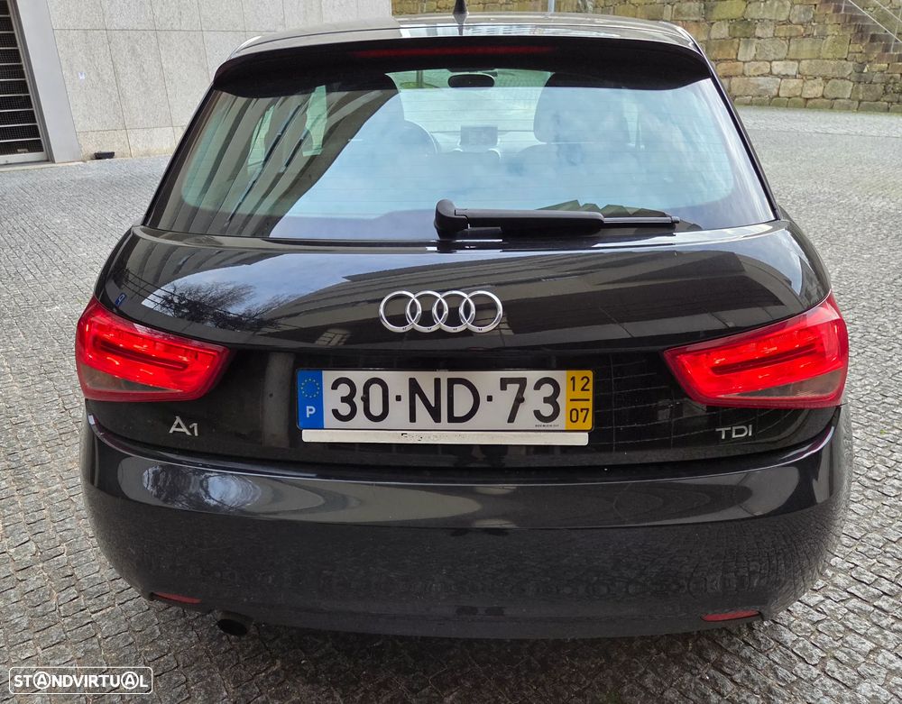 Audi A1 Sportback 1.6 TDI Business Line - 4