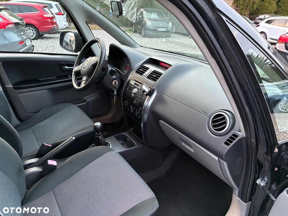 Suzuki SX4 1.6 VVT 4x2 Comfort - 11
