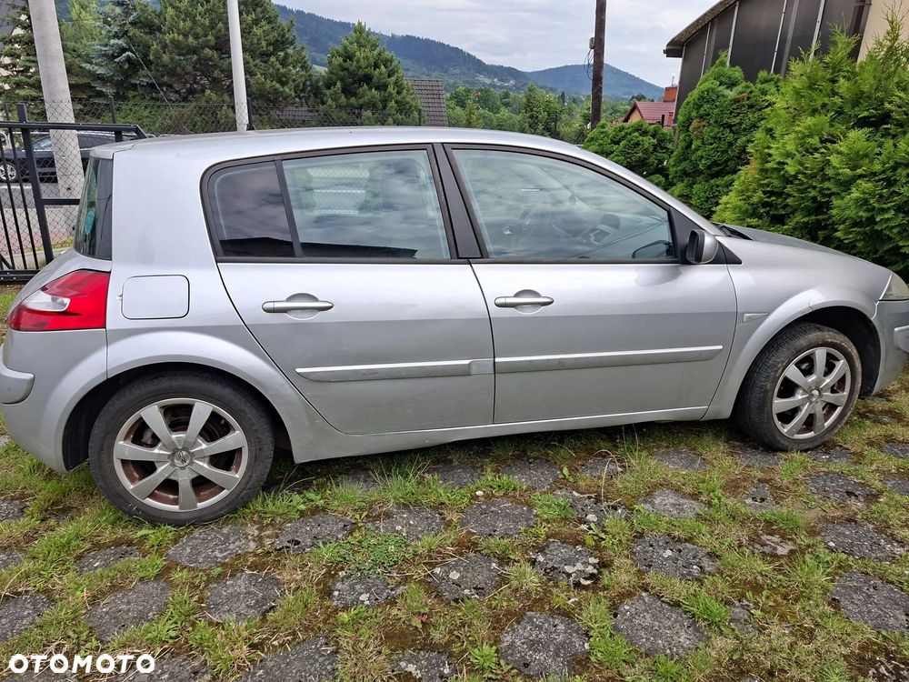 Renault Megane 1.4 16V Alize - 12