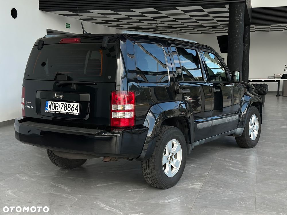 Jeep Liberty - 7