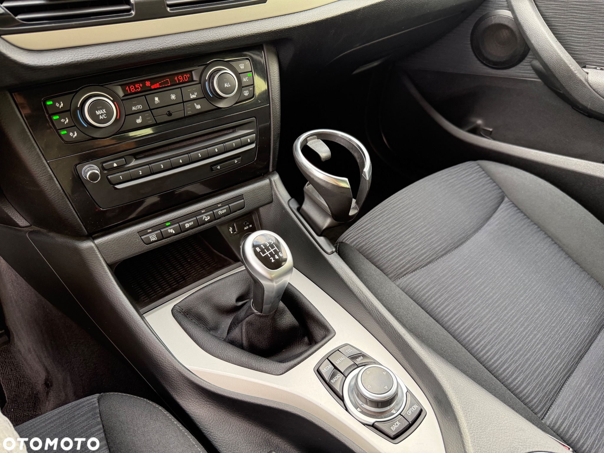 BMW X1 xDrive18d - 15