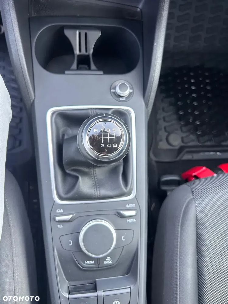 Audi Q2 30 TFSI - 23