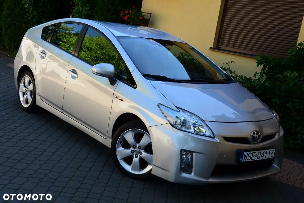 Toyota Prius (Hybrid) Comfort - 5