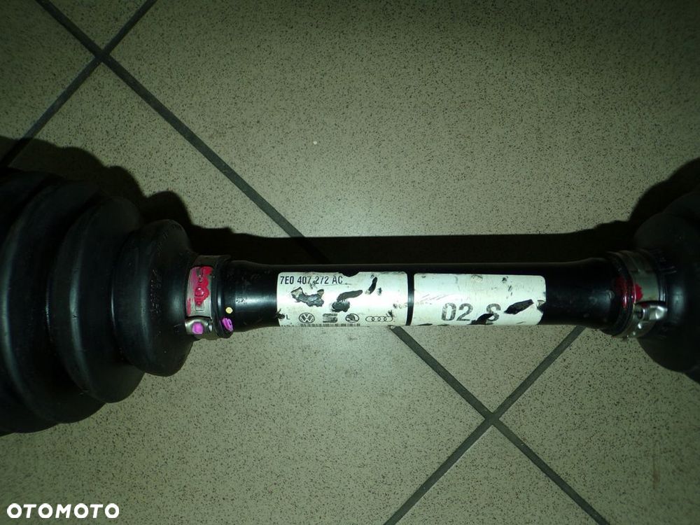 VW T5 TRANSPORTER LIFT 2.0TDI 140KM PÓŁOŚ DŁUGA PRAWA Z PODPORĄ ORYGINALNA - 2