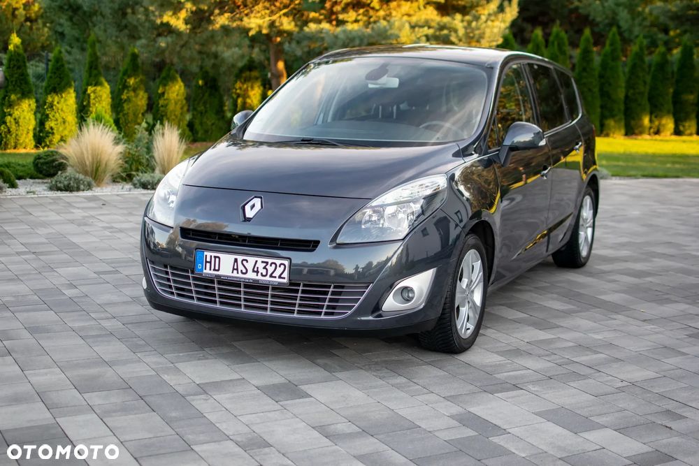 Renault Grand Scenic - 8